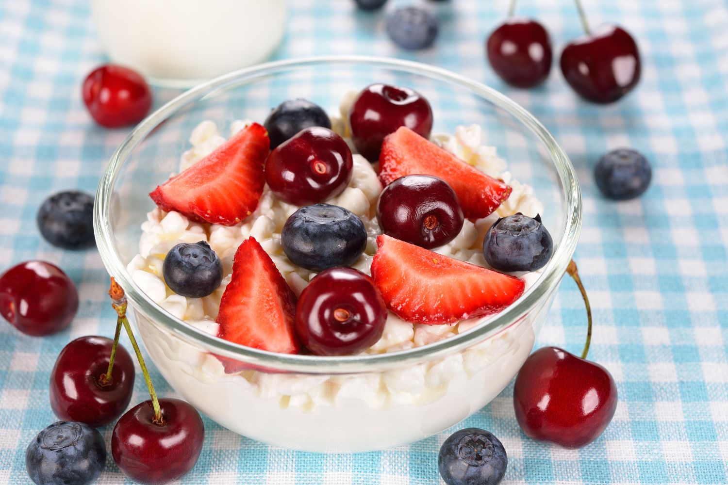 Cottage Cheese with Fruit-trendyfuss.com 